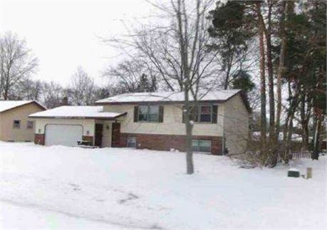 885 MAYWOOD AVE , Holland , MI 49424 - #403383