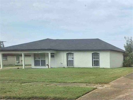 802 North 14th Street, West Memphis, AR 72301 - #404113